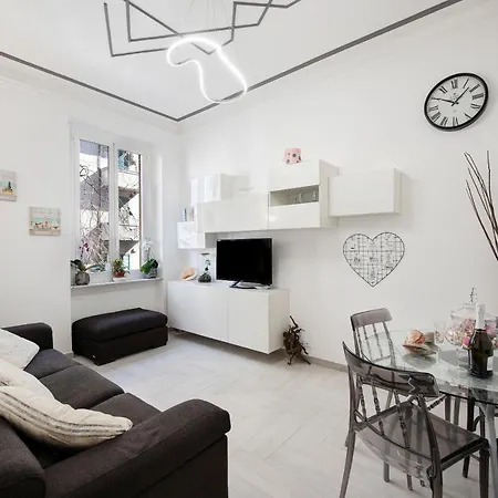 Apartment Casa Delle Sirene A Boccadasse Genoa